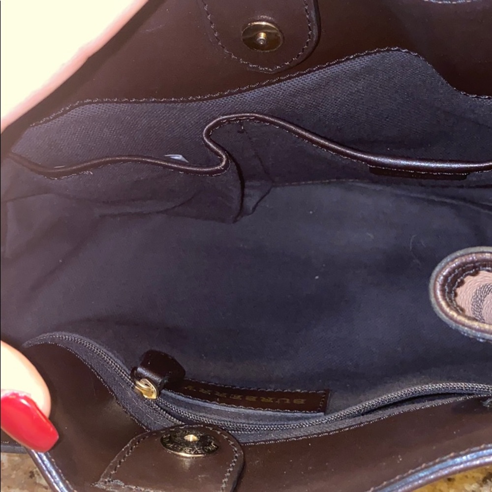 Burberry Tote - Picture 3 of 4